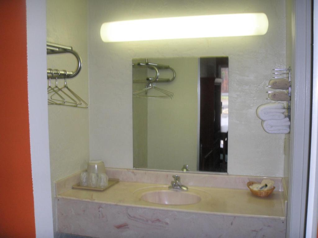 קליבלנד Applegate Inn חדר תמונה